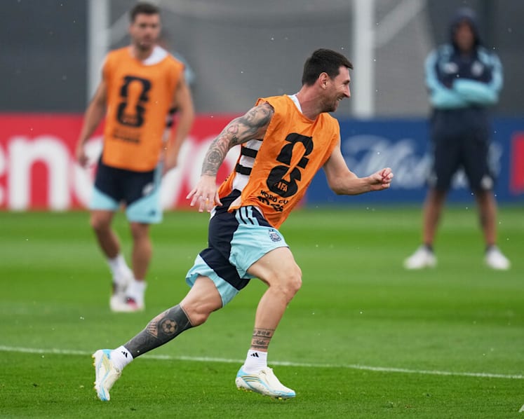 Spain, Argentina prepare for World Cup final, Trump hails success