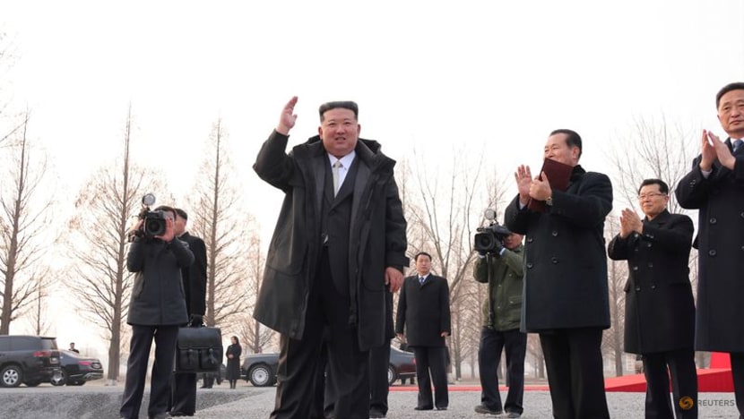 North Korea's Kim makes rare visit to father's tomb North Korea's Kim makes rare visit to father's tomb