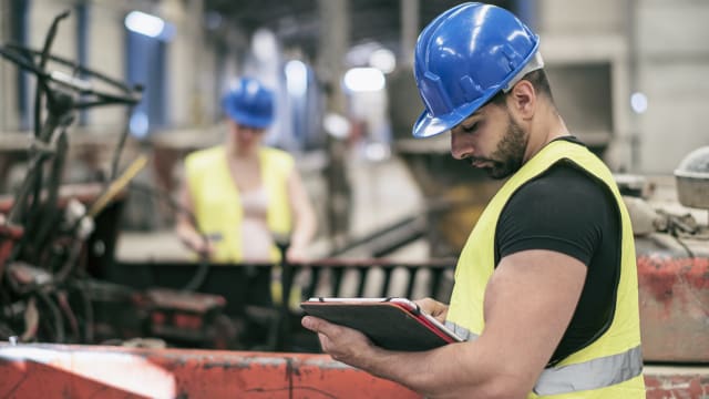 美国工厂订单回升 但升幅不如预期