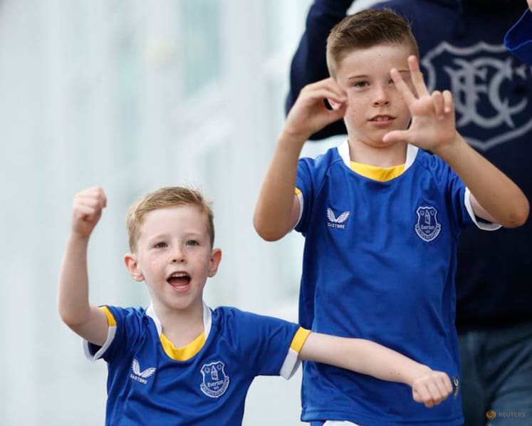 Everton fan group questions club's decisions during transfer window