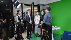 SG lancar lebih 200 kursus latihan dengan langganan AI percuma, pusat kemahiran baharu
