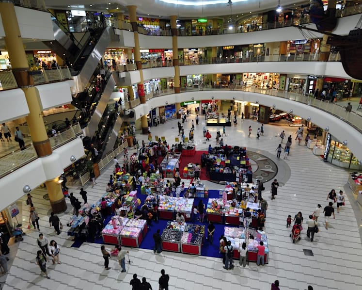 Industry group calls for retail lease reforms amid soaring rents, including limits for foreign tenants