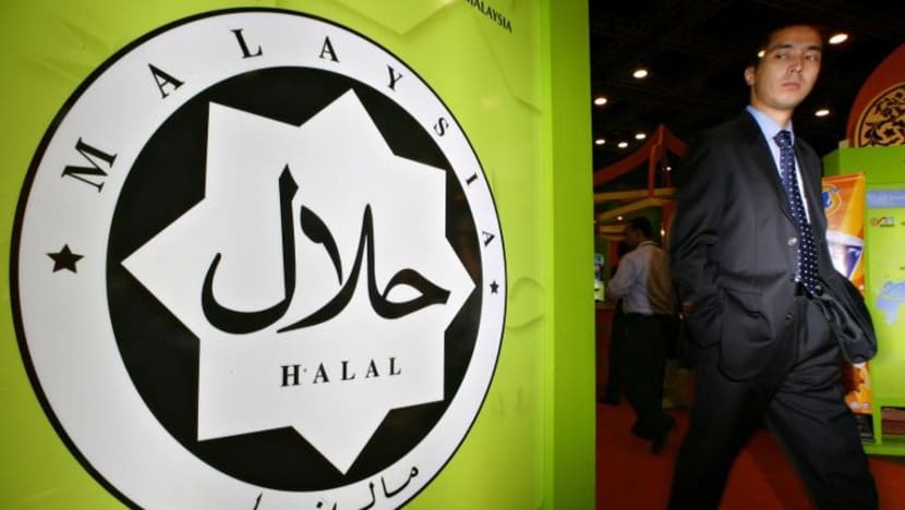 Pemilik kafe didenda RM10,000 guna halal palsu pada buku menu Pemilik kafe didenda RM10,000 guna halal palsu pada buku menu