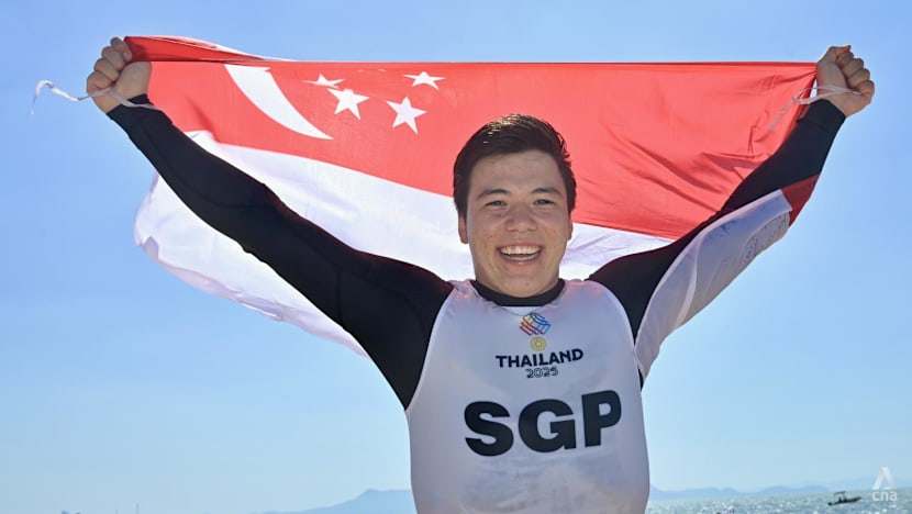 Singapore kitefoiler Max Maeder dominates, wins maiden SEA Games gold with a day to spare
