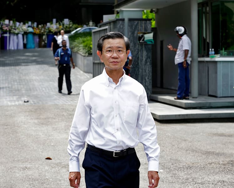 Tributes pour in for property tycoon Kwek Leng Joo at his wake