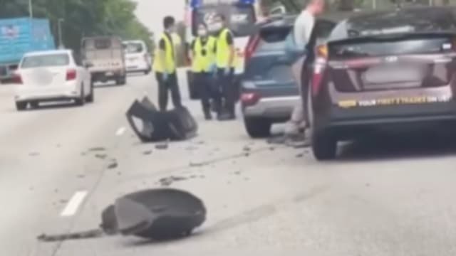 淡滨尼快速公路发生四车连环车祸 三人受伤送院