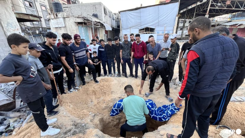 Hospital hit by Israeli strikes, Gaza ministry says dozens of Palestinians killed Hospital hit by Israeli strikes, Gaza ministry says dozens of Palestinians killed