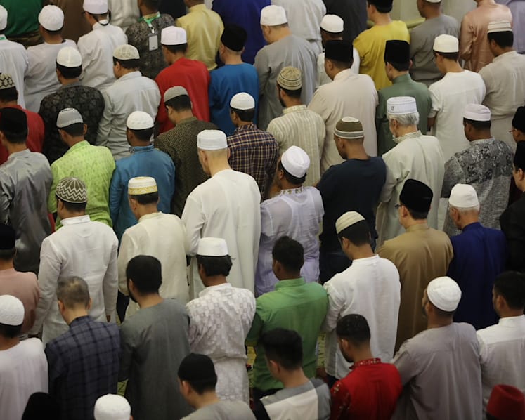 Muslims who are feeling unwell need not attend Friday prayers: Muis