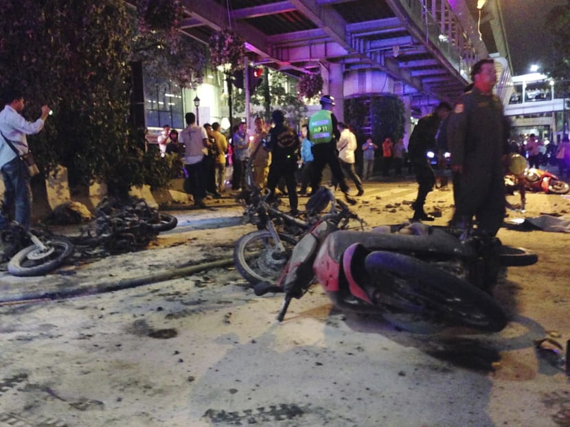 Bomb blast rocks major Bangkok intersection, casualties reported