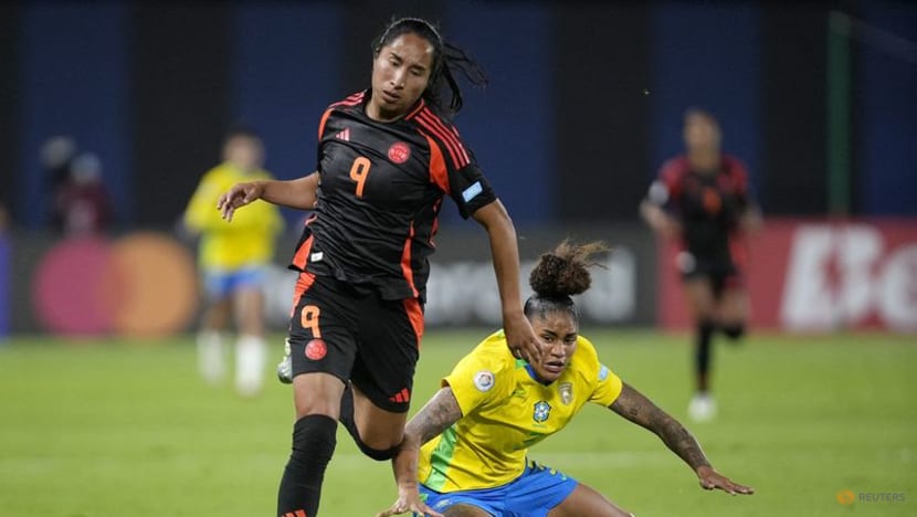 Ten-woman Brazil survive Colombia challenge in Copa goalless draw