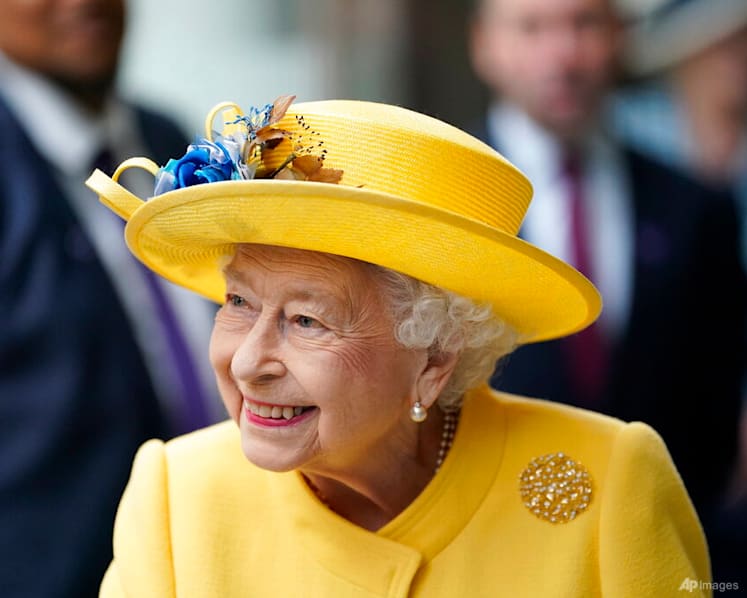 Queen Elizabeth II dons Singapore-made brooch in latest public appearance