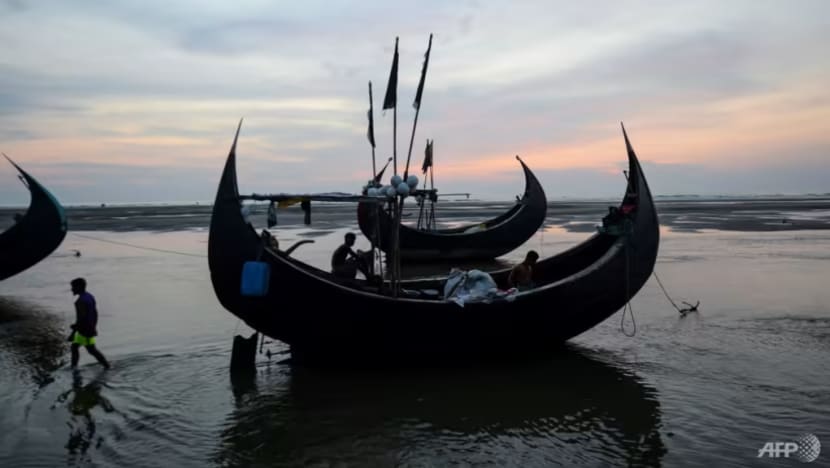 Sekurang-kurangnya 17 maut selepas bot pelarian Rohingya karam di Myanmar