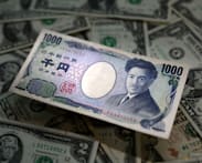 Explainer-What's behind the selloff in world bond markets?