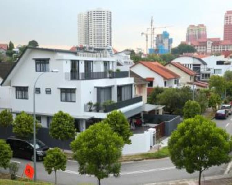 Resale volume of private homes up in July