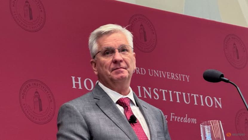 Fed's Waller doesn't expect AI to blow up job market 