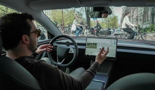 Dutch transportation minister defends Tesla FSD approval