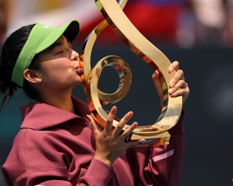Filipina Eala lives up to the hype with Washington triumph