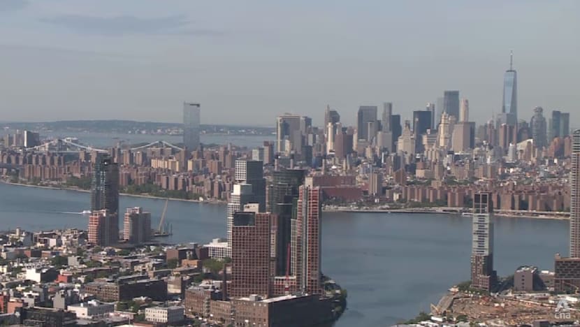 Could a living wall of oysters protect New York City against rising sea levels?