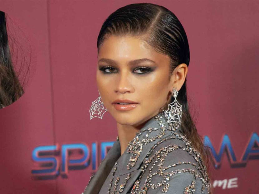 Zendaya’s Wore US$31,600 Diamond-Studded Spiderweb Earrings At The Spider-Man: No Way Home Premiere 