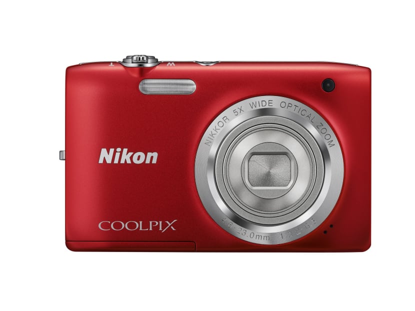 Nikon announces new DSLR with retractable kit lens