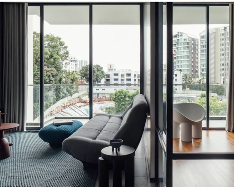 Can a small apartment be made to feel larger and more luxurious?