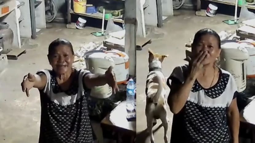 Thai Woman Living 400km From Home Exchanges Sweet Messages With Mum Through CCTV; Touches The Internet Thai Woman Living 400km From Home Exchanges Sweet Messages With Mum Through CCTV; Touches The Internet