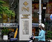 Vietnam probes diamond smuggling ring linked to major jeweller