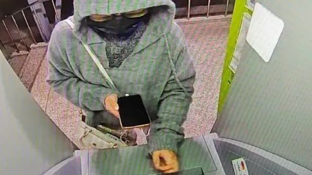 狮城女郎到台湾当诈骗跑腿 从多个提款机提逾30万赃款 
