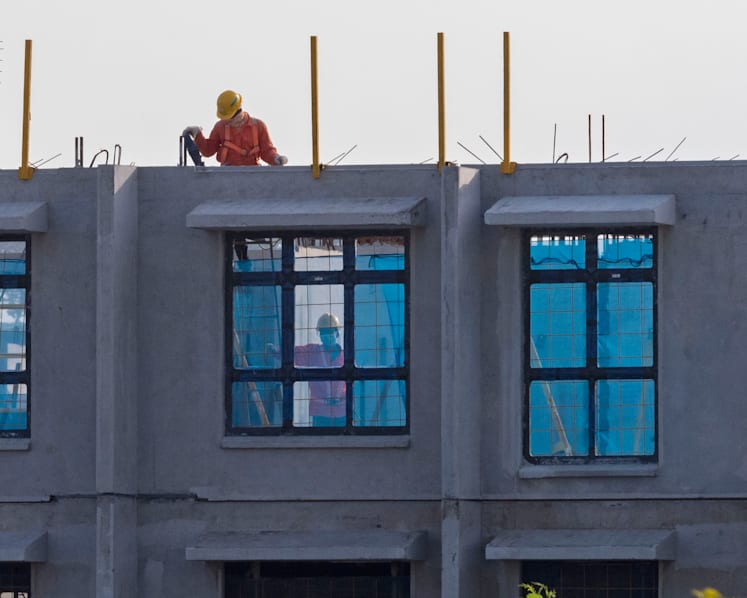 New measures to help construction, marine firms hire and retain workers