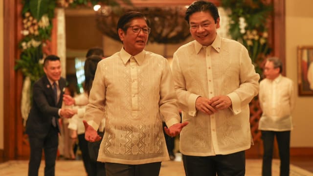 黄总理结束两天访菲行程 ：成果丰硕