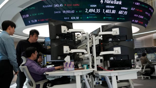 韩国政治局势动荡 韩股下跌超过1%