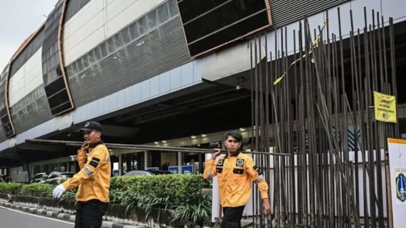 22 tahun mangkrak, tiang monorel Jakarta akhirnya dibongkar