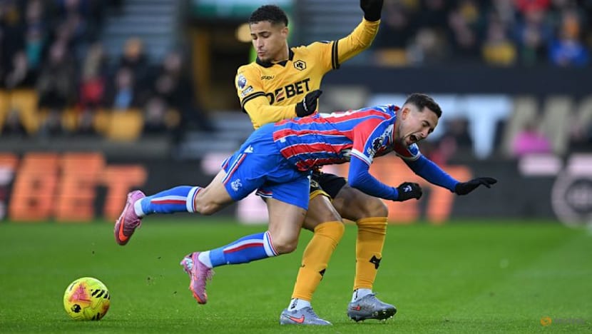 Edwards reign at Wolves begins with home loss to Palace