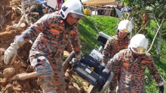 马国消拯局出动探地雷达搜寻失踪者