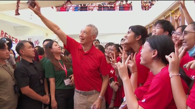 国初创校55周年 李总理回母校出席嘉年华