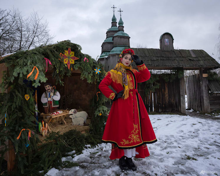 Ukraine celebrates Christmas on Dec 25 for the first time, distancing itself from Russia