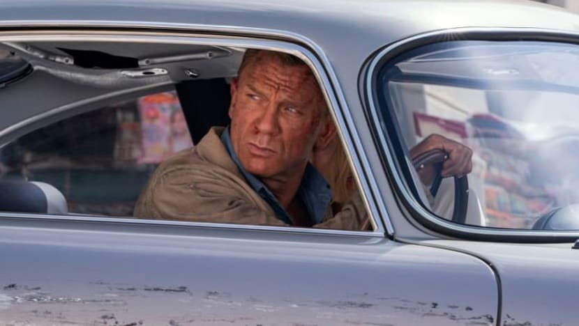 James Bond akan kembali beraksi, dedah penerbit 'No Time To Die' James Bond akan kembali beraksi, dedah penerbit 'No Time To Die'