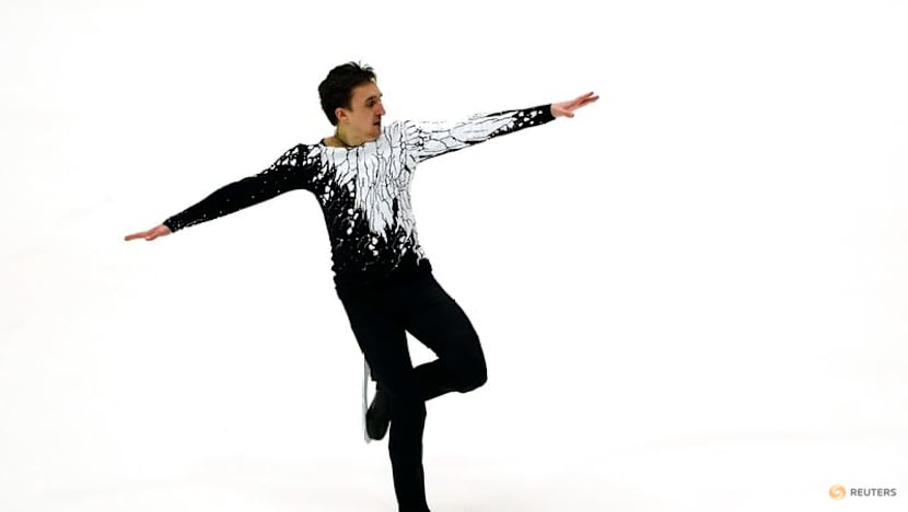 Figure skating-Russian two-time Olympic pairs champion Dmitriev dies