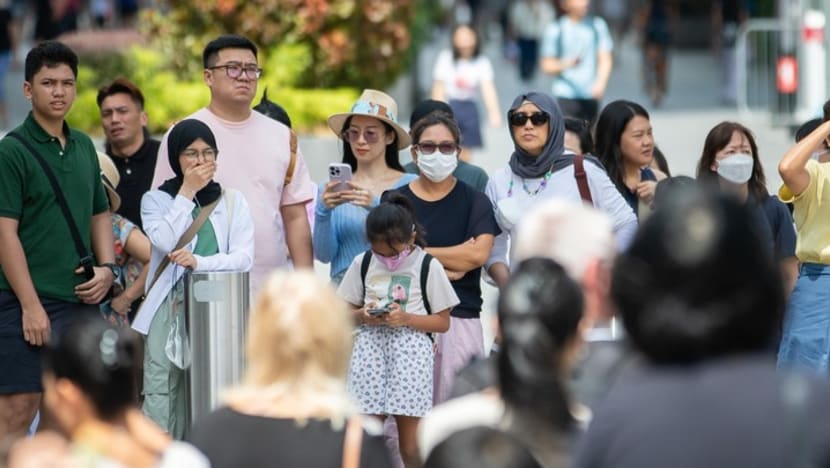 New weekly Covid-19 cases admitted to hospitals and ICUs highest for 2023