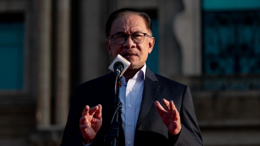 Malaysia PM Anwar calls on civil servants to speak out against wrongdoings