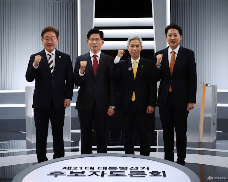 South Korea presidential election: Who are the main candidates?