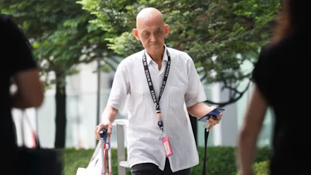 涉唱歌敲金属骚扰邻居 69岁男子被控违反保护令