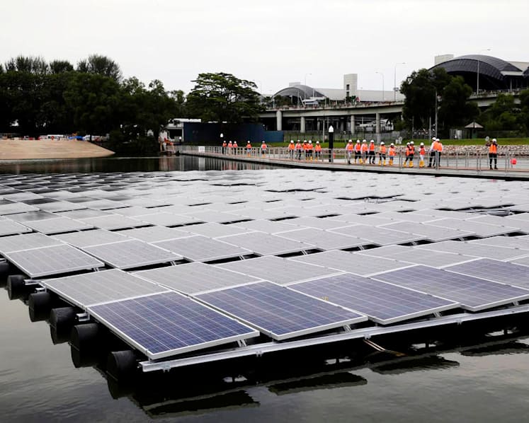 S'pore's first large-scale floating solar panel system to be deployed at Tengeh Reservoir by 2021