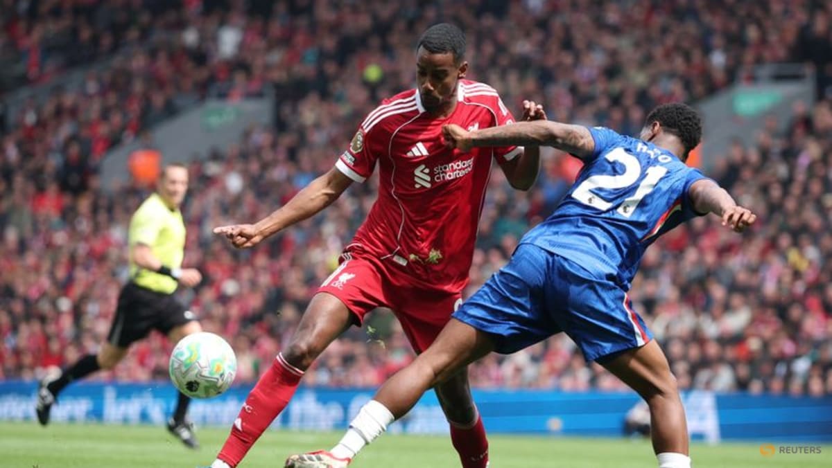 Man City stay in title hunt, Liverpool held, Bournemouth eye Europe