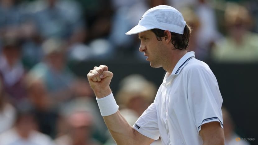 From vertigo to victory, Chile's Jarry reaches Wimbledon last 16