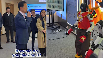 AI Robot Thinks Ong Ye Kung Is In His 30s