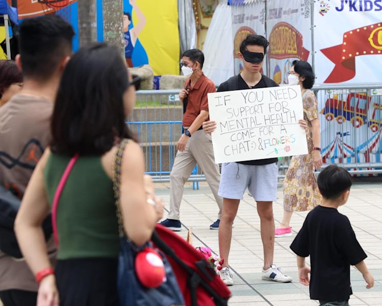 The Stories Behind: The Singaporean who talks to people blindfolded, offering mental health support