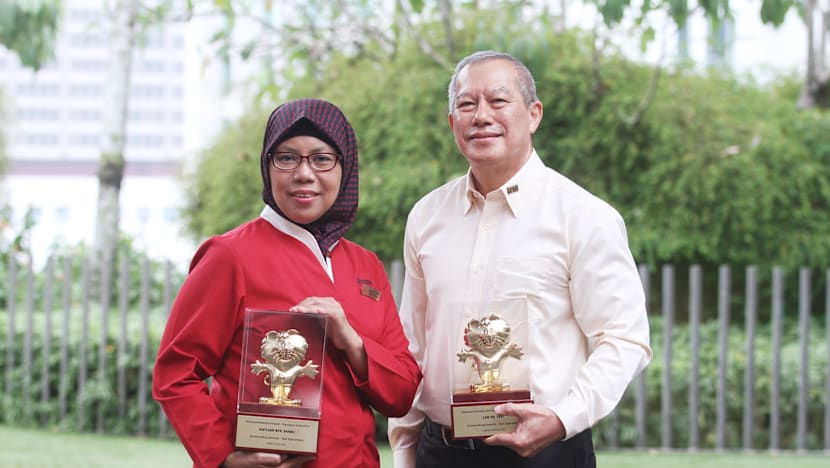 417 service staff in public transport awarded for kindness