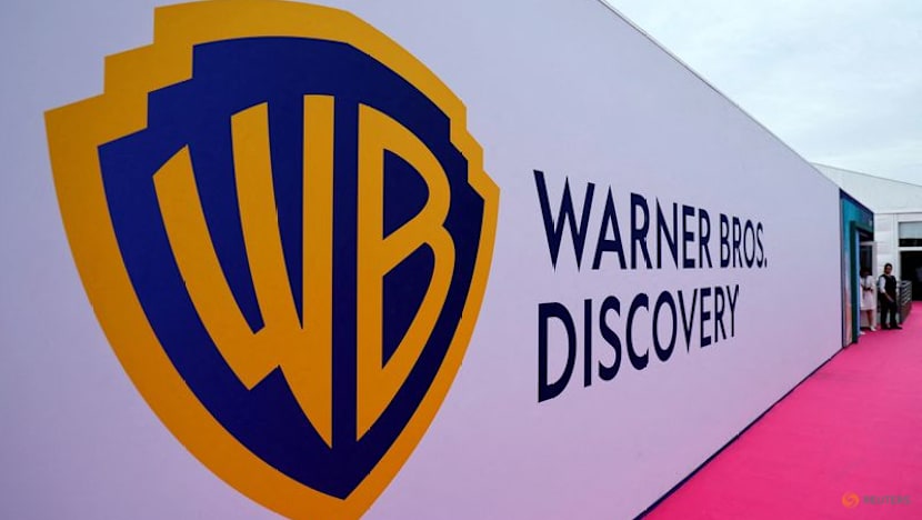 Exclusive-Comcast hires bankers to explore bid for Warner Bros Discovery