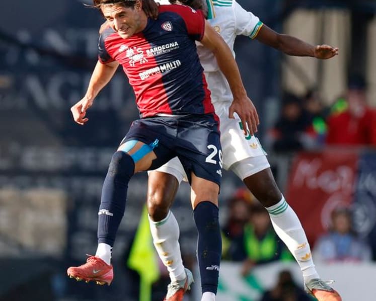 Celik sees red as Roma lose at Cagliari